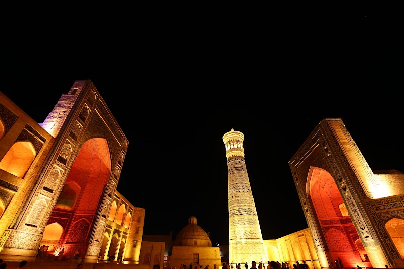 Visit the Po-i-Kalyan Complex - Buxoro - Uzbekistan - booked ai