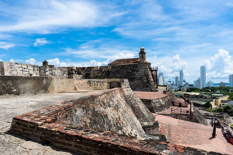 Explore the Walled City (Ciudad Amurallada) - Cartagena de Indias - Colombia - booked ai
