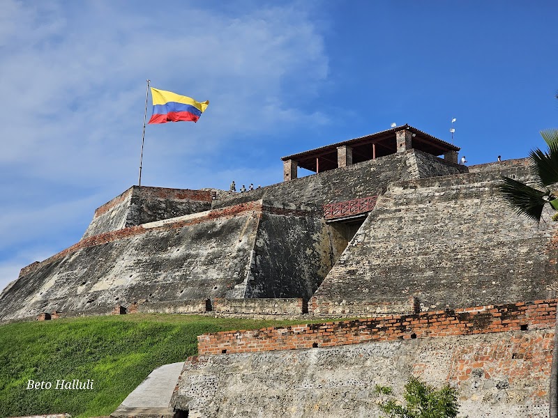 Explore the Walled City (Ciudad Amurallada) - Cartagena de Indias - Colombia - booked ai