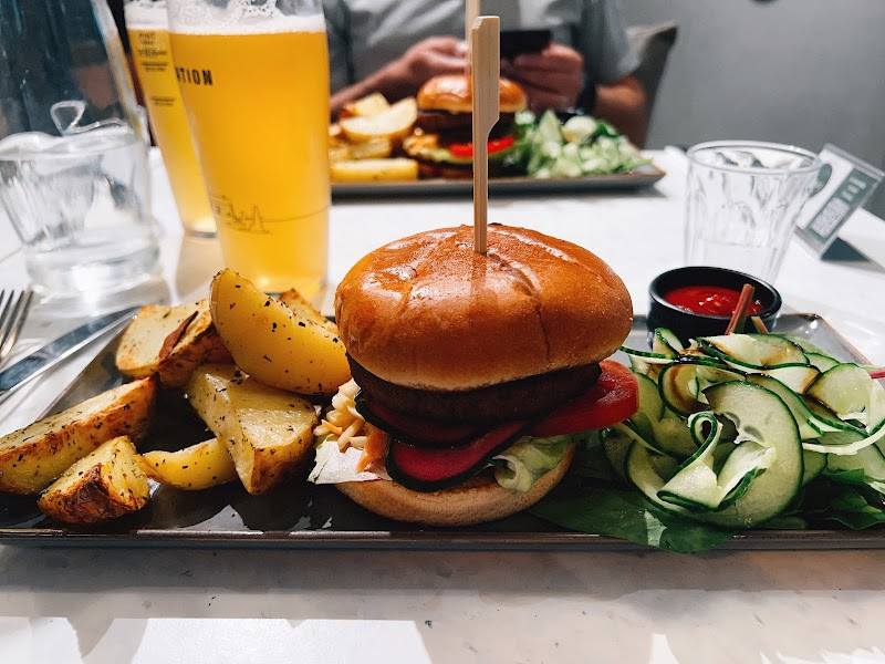 Stem + Glory - Cambridge - UK - booked ai