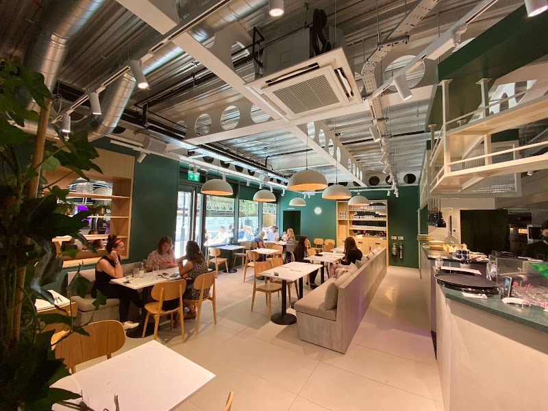 Stem + Glory - Cambridge - UK - booked ai