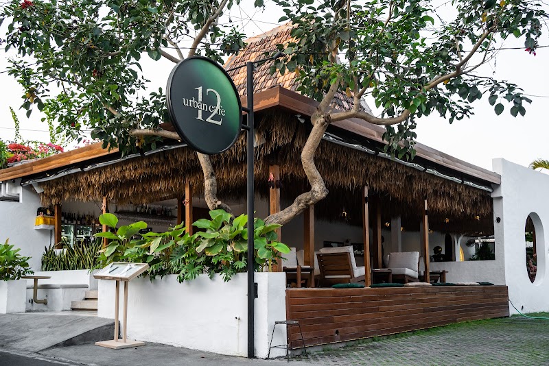 Exploring cafes and restaurants in Canggu - Canggu - Indonesia - booked ai
