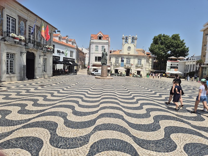 Explore Cascais Old Town - Cascais - Portugal - booked ai