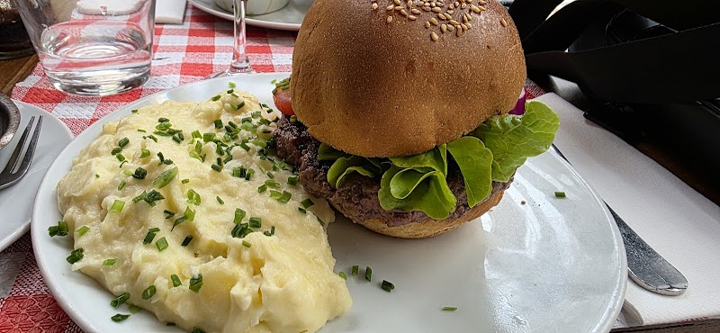 Le Cafe Blanc - Paris - France - booked ai