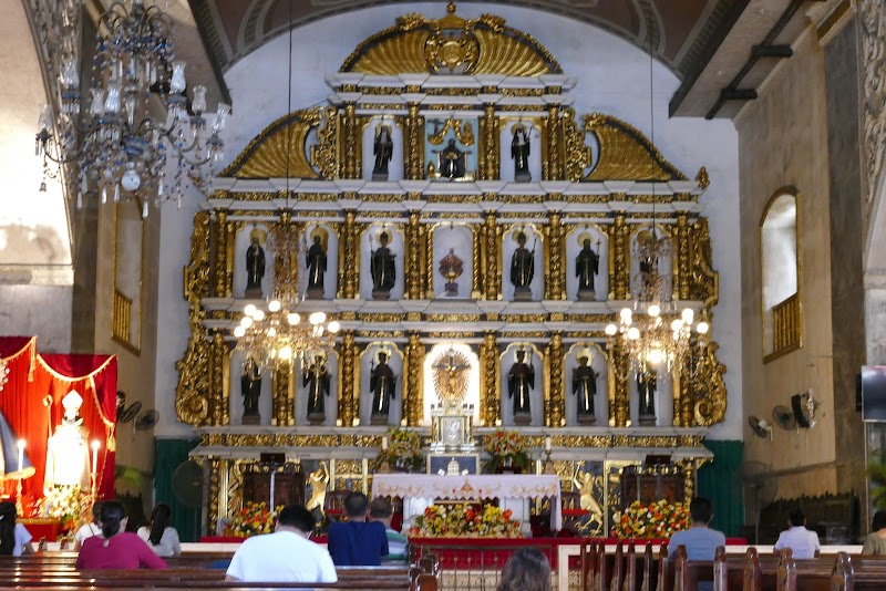 Explore the Historical Sites of Cebu City Magellans Cross Fort San Pedro Basilica del Santo Niño - Cebu City - Philippines - booked ai