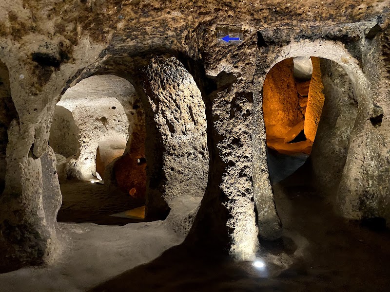 Visit the Underground Cities of Derinkuyu or Kaymakli - Nevşehir - Türkiye - booked ai