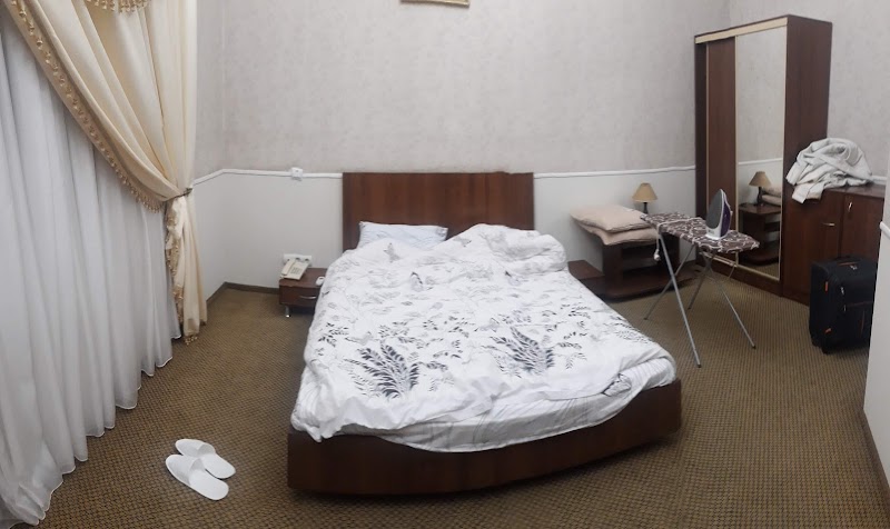 Magnat Lux Hotel - Chernivtsi - Ukraine - booked ai