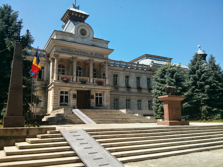 Tour the National Museum of History of Moldova - Chișinău - Moldova - booked ai