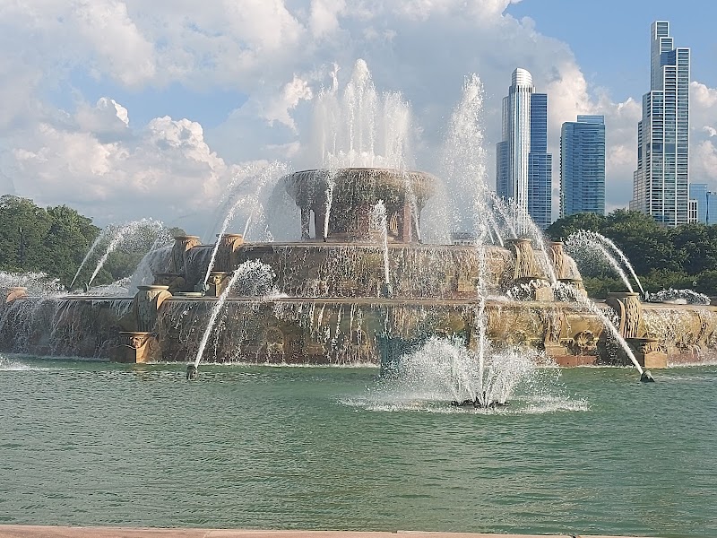 Navy Pier - Chicago - United States - booked ai