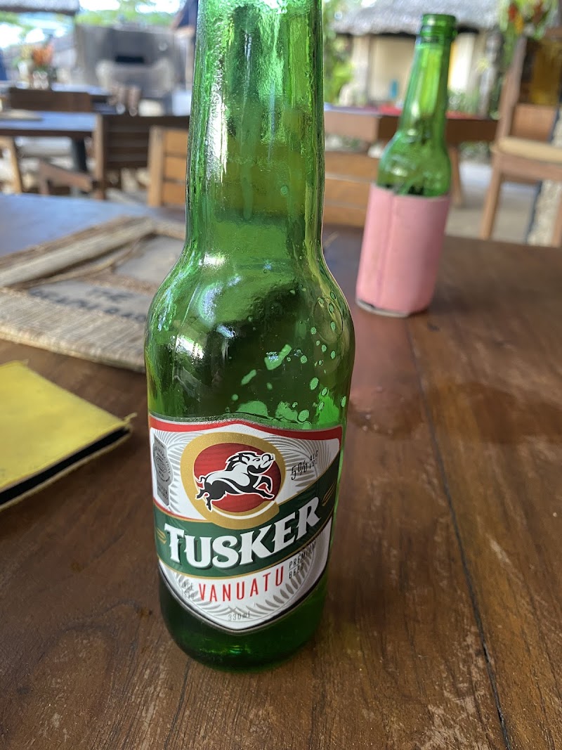 The Beach Bar - Mélé - Vanuatu - booked ai