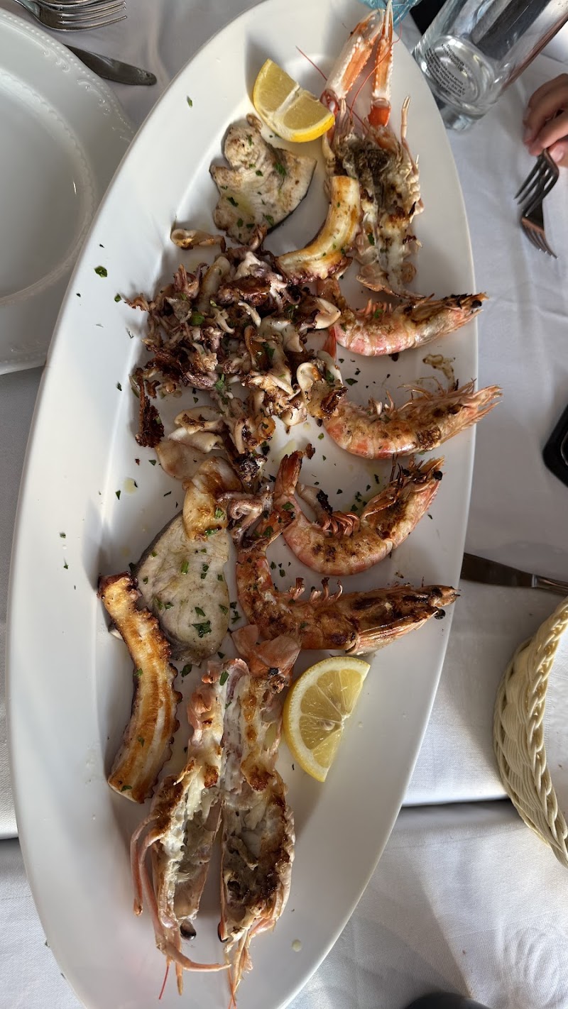 Trattoria Dal Billy - Manarola - Italy - booked ai