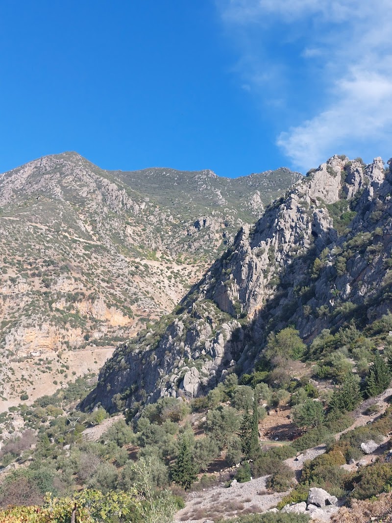 Hike to the Spanish Mosque - Chefchaouen - Morocco - booked ai