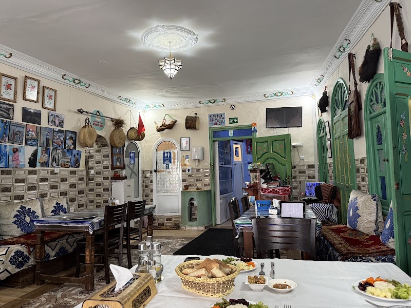 Restaurant Beldi Bab Ssour - Chechaouèn - Morocco - booked ai