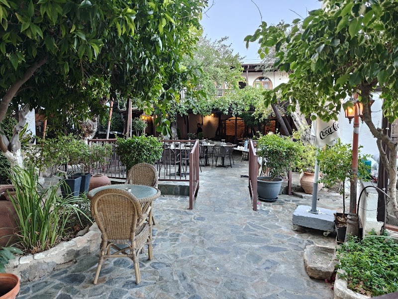 The Bunch of Grapes Restaurant in Pissouri - Pissouri - Cyprus - booked ai