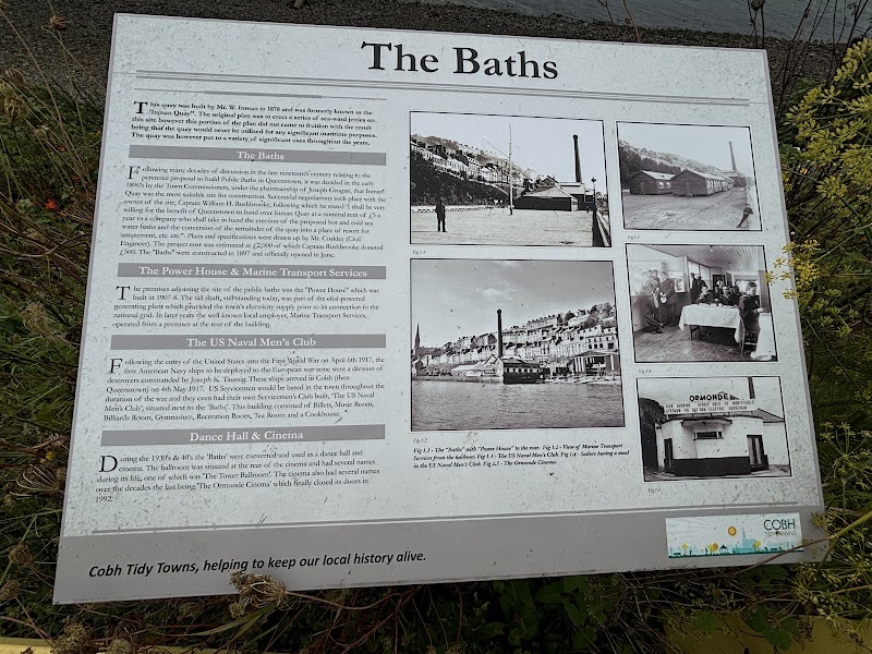 Walk along the Cobh Harbour and Promenade - Cobh - Ireland - booked ai
