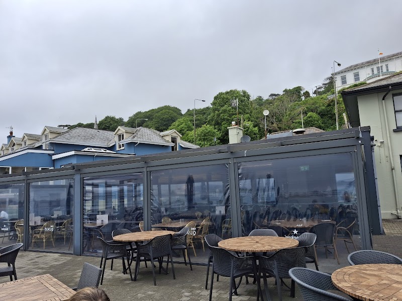 The Quays Bar and Restaurant - Cobh - Ireland - booked ai