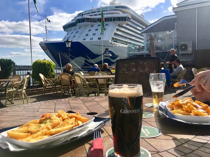 The Quays Bar and Restaurant - Cobh - Ireland - booked ai