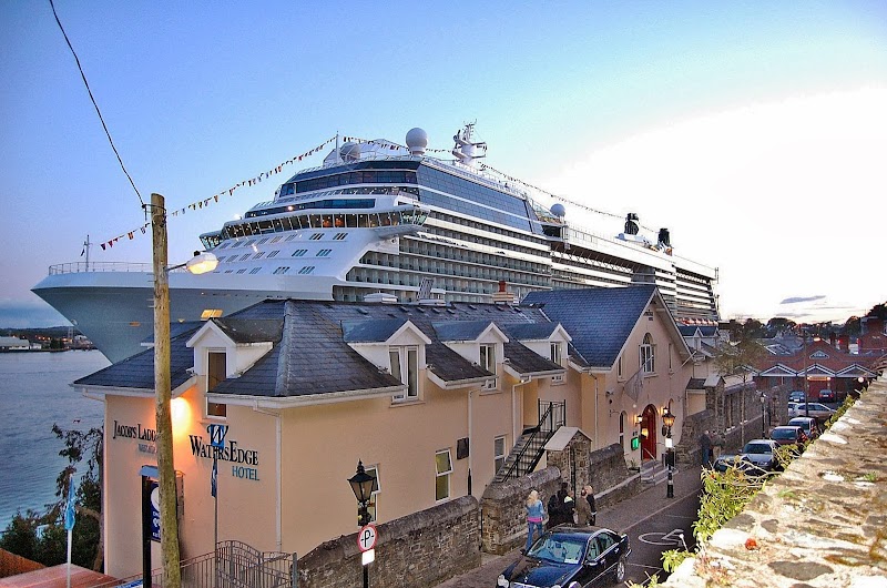 WatersEdge Hotel - Cobh - Ireland - booked ai