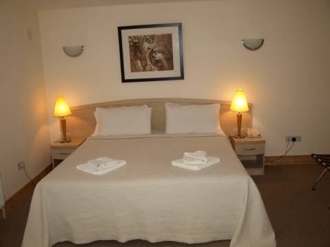Bella Vista Hotel & Self Catering Suites - Cobh - Ireland - booked ai