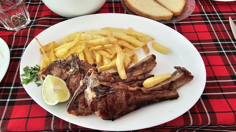 Psilo Dendro - Pano Platres - Cyprus - booked ai