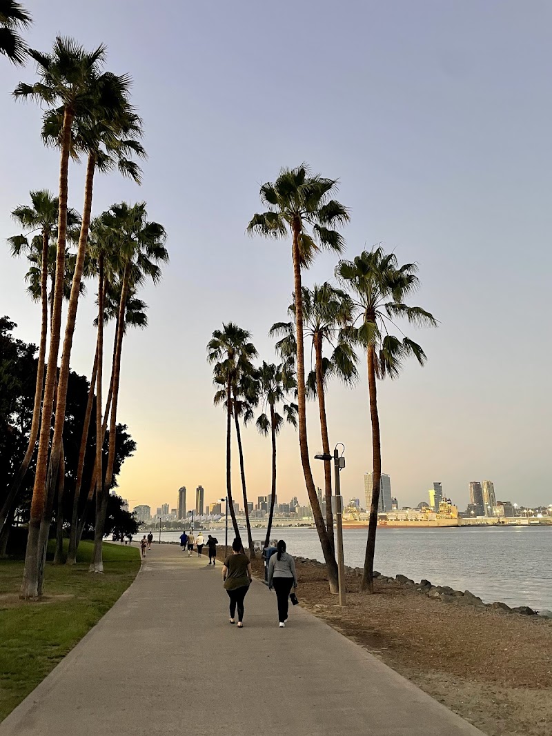 Biking along the Bayshore Bikeway - Coronado - United States - booked ai