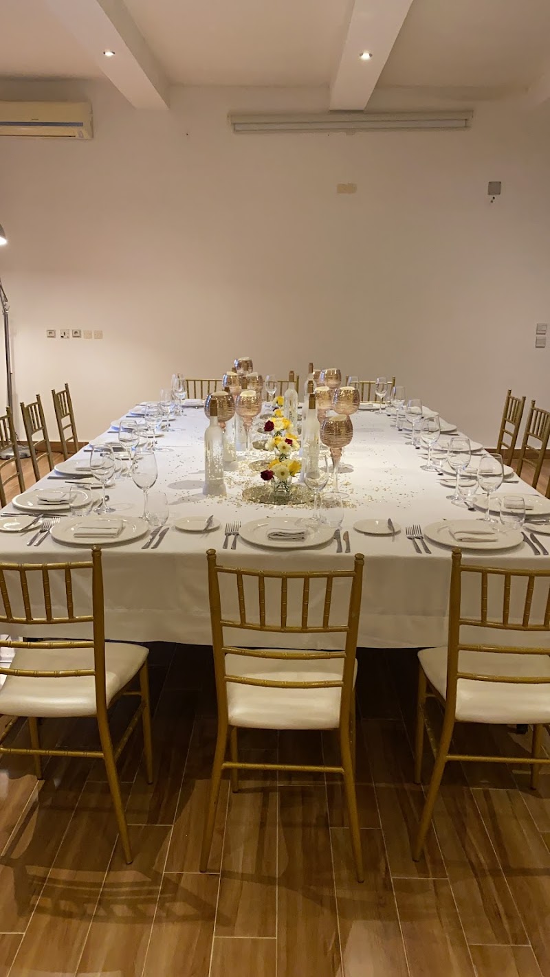 Livingstone - Cotonou - Benin - booked ai