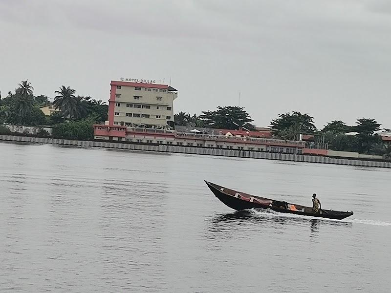 Le Berlin - Cotonou - Benin - booked ai