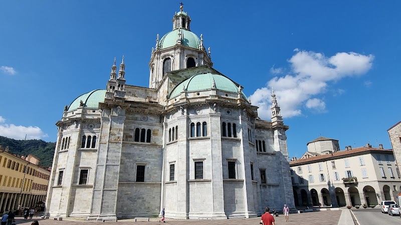 Explore the Como Cathedral (Duomo di Como) - Como - Italy - booked ai