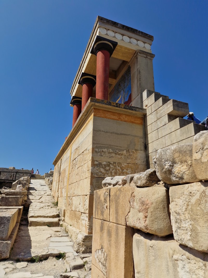 Explore the Palace of Knossos - Knossos - Greece - booked ai