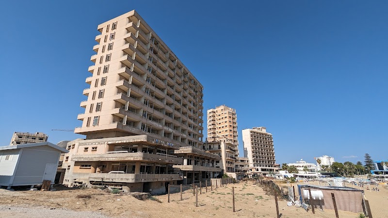 Ghost Town Palm Beach - Gazimağusa - Cyprus - booked ai