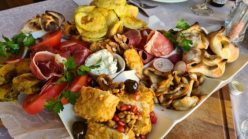 Hotel Epinal Restaurant - Bitola - North Macedonia - booked ai