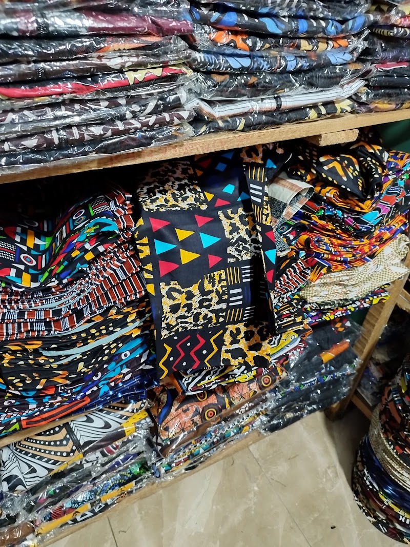 Stroll through Marché Sandaga - Dakar - Senegal - booked ai