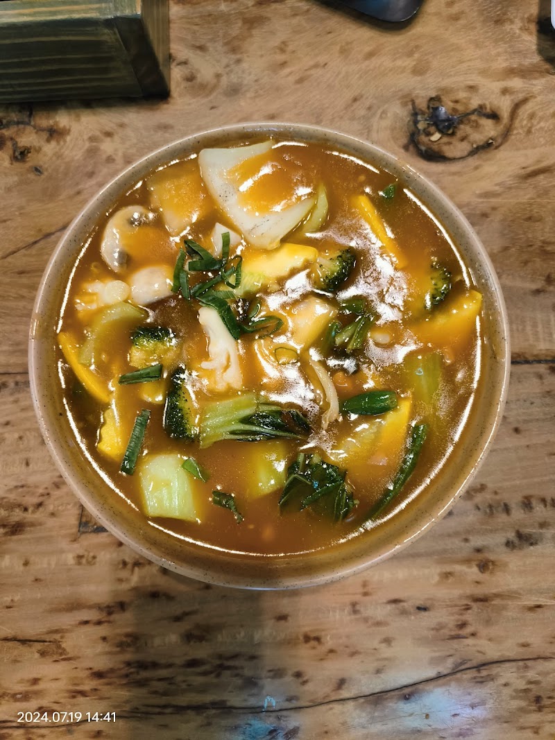 Orchard - Dehradun - India - booked ai