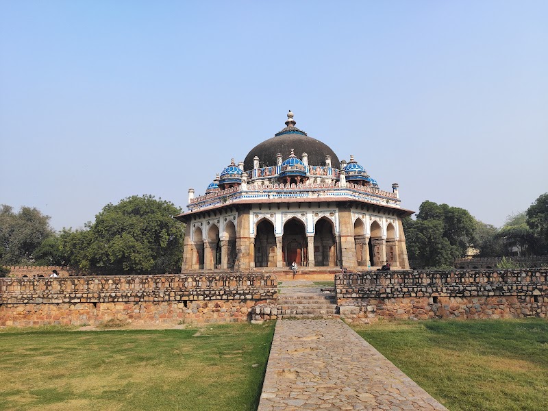 Explore Humayun's Tomb - New Delhi - India - booked ai