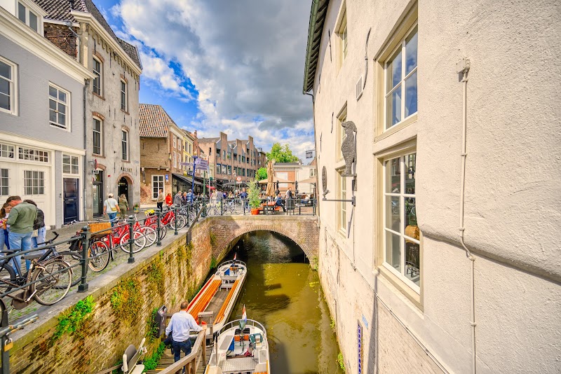 Take a boat tour through the Binnendieze canals - 's-Hertogenbosch - Netherlands - booked ai
