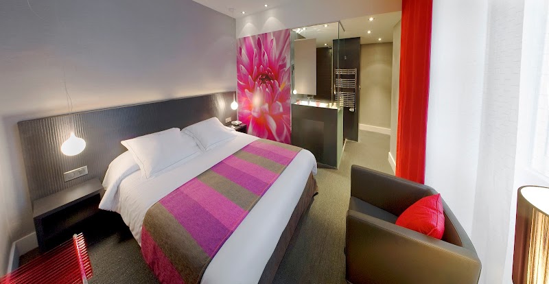 Hostellerie du Chapeau Rouge - Dijon - France - booked ai