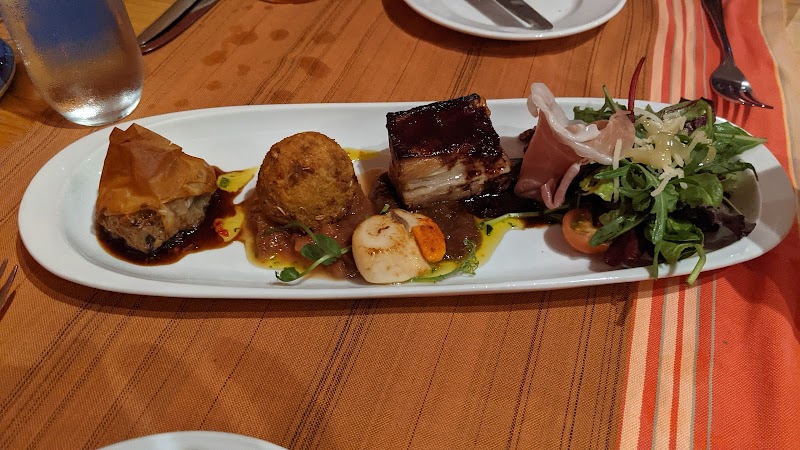 The Chart House - Dingle - Ireland - booked ai