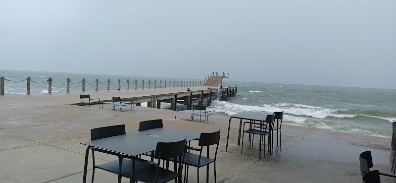 The Wave Kep West Restaurant in Kep - Krong Kaeb - Cambodia - booked ai