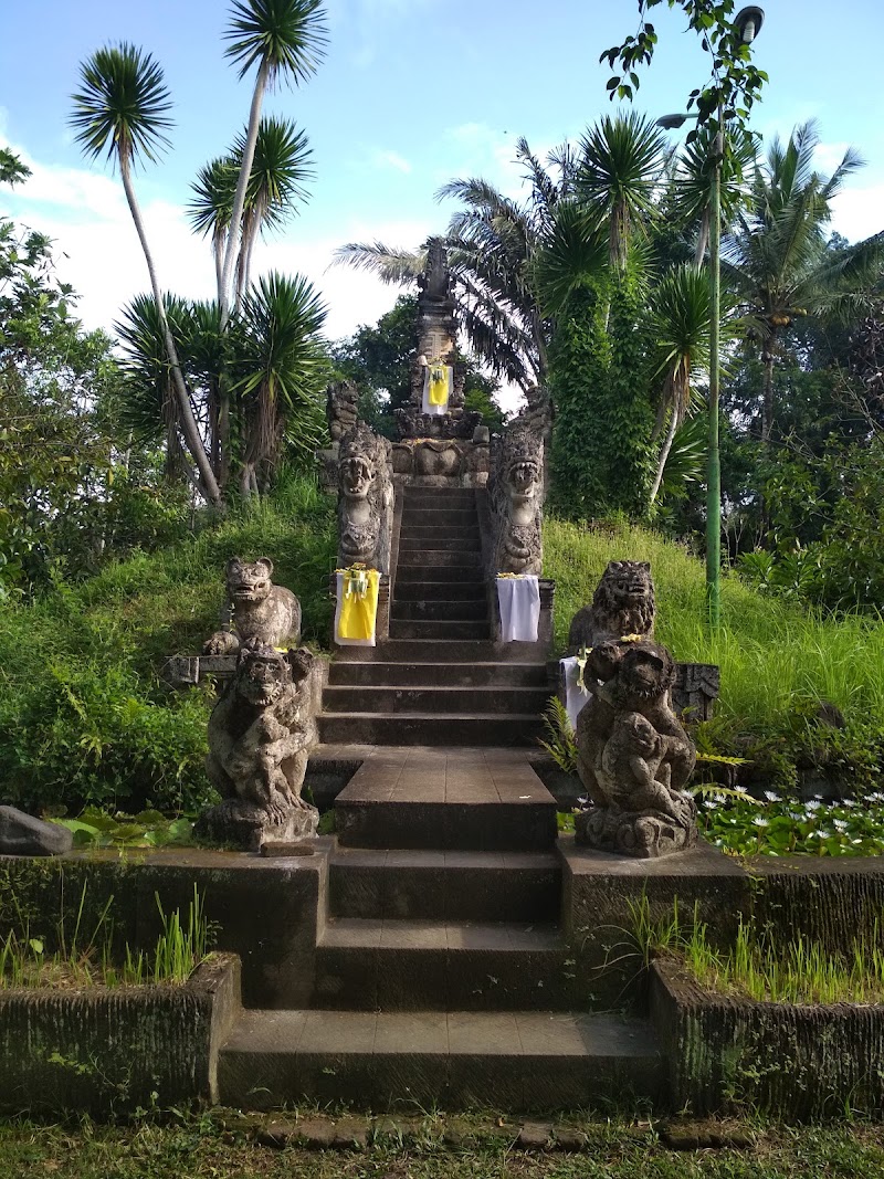 Pura Gunung Sari: A Serene Temple in Bali - West Lombok Regency - Indonesia - booked ai