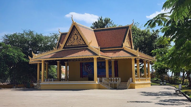 Sampov Meas - Krong Pursat - Cambodia - booked ai