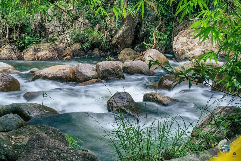Chrok La Eang Waterfall - Phnum Kravanh - Cambodia - booked ai