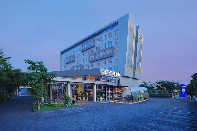 Aston Banyuwangi Hotel Conference Center - Banyuwangi - Indonesia - booked ai