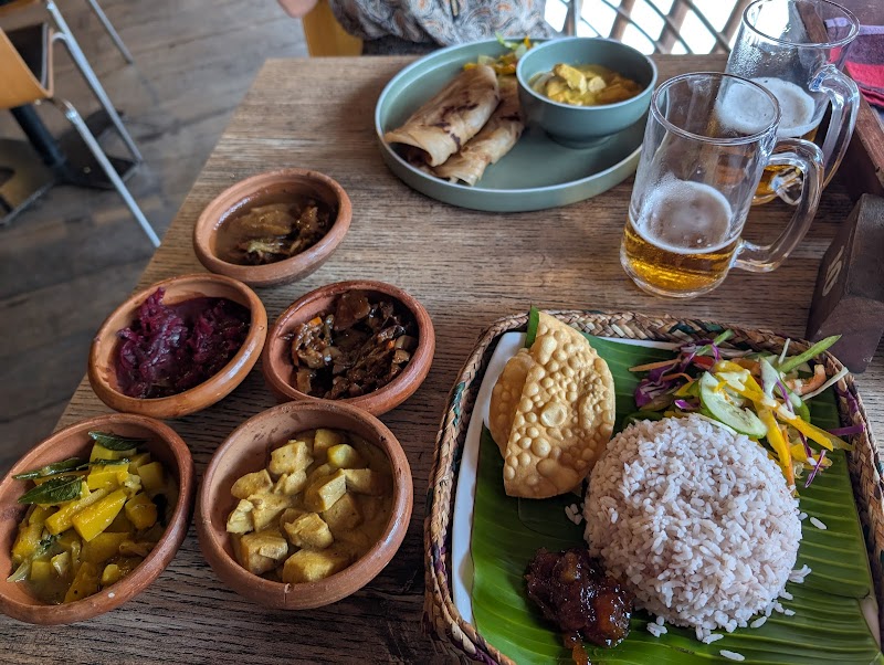 Café UFO Ella - Ella - Sri Lanka - booked ai