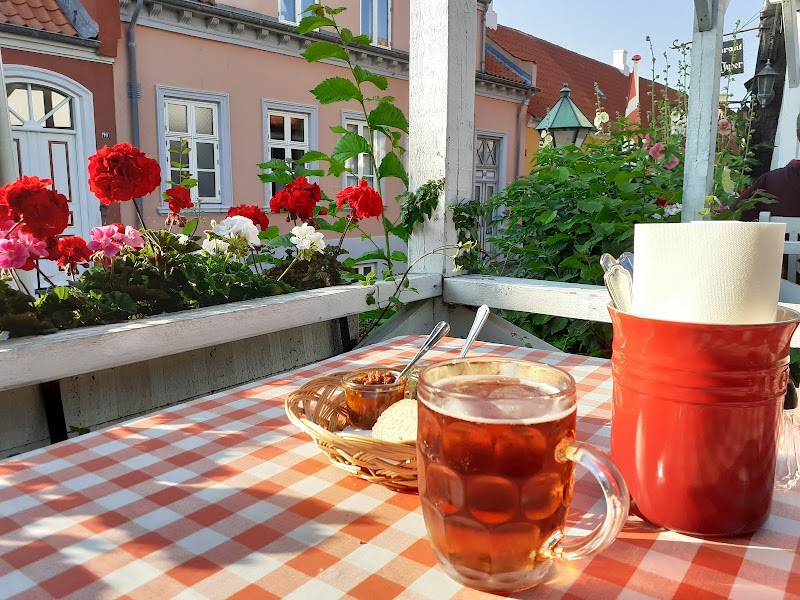 Restaurant Mellem Jyder - Ebeltoft - Denmark - booked ai