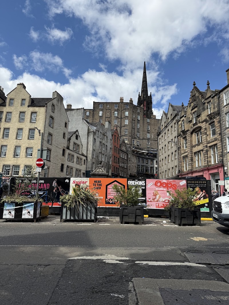 Edinburgh Castle - Edinburgh - United Kingdom - booked ai