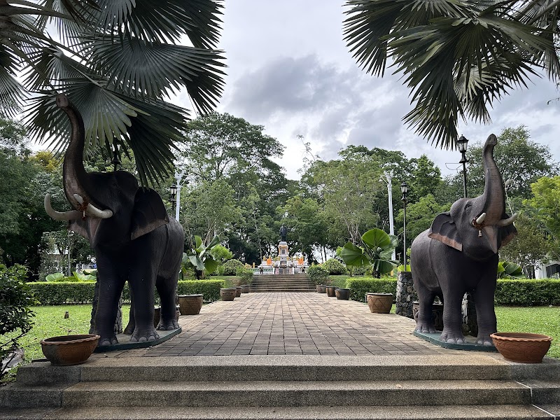 Phraya Ratsadanu Pradit Mahisara Phakdi Memorial - Mueang Trang - Thailand - booked ai
