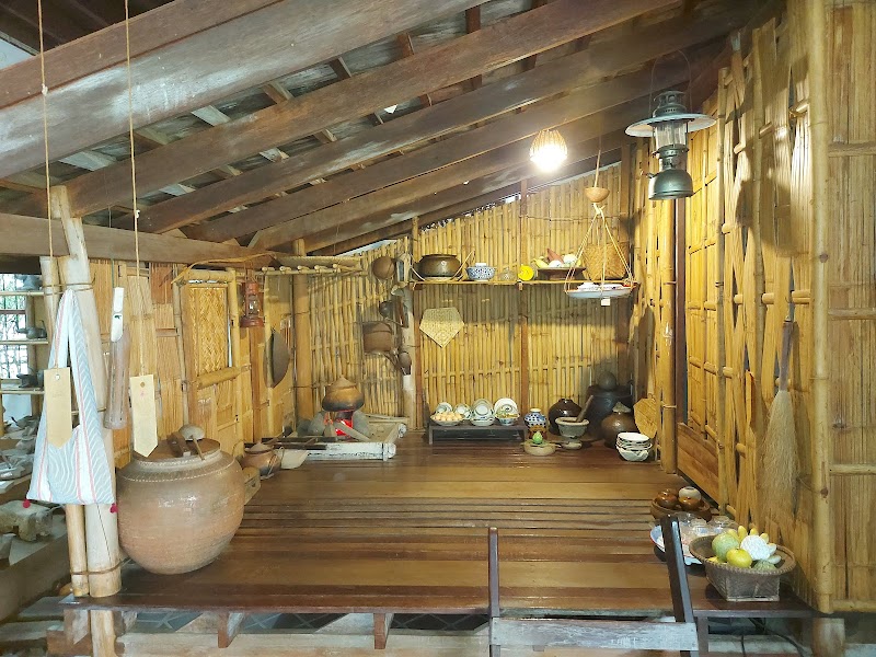 SGT. MAJ. Folk Museum - Phitsanulok - Thailand - booked ai