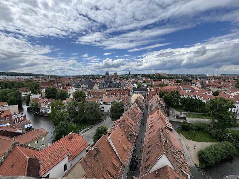 Walk across the Krämerbrücke (Merchants' Bridge) - Erfurt - Germany - booked ai