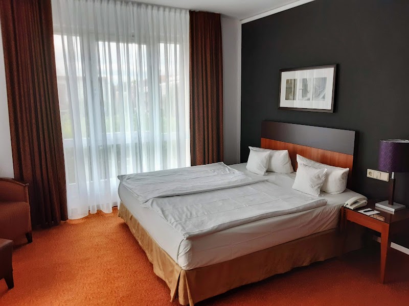 Dorint Hotel am Dom Erfurt - Erfurt - Germany - booked ai
