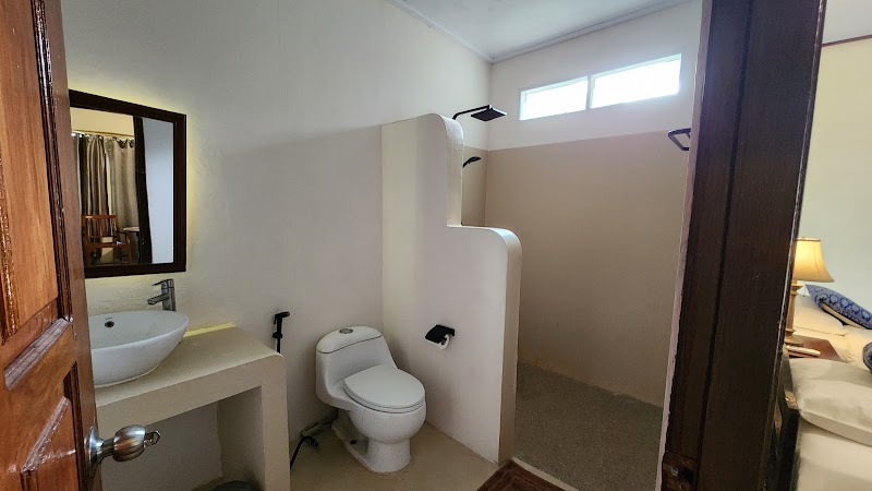 Maulana Hotel - Banda - Indonesia - booked ai